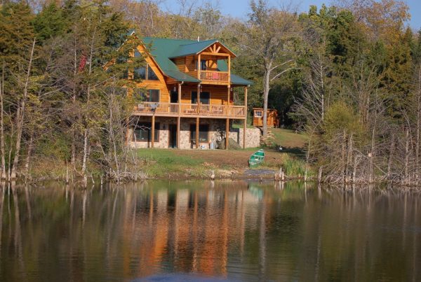 How to Safeguard your Log Home When Building by the Water
