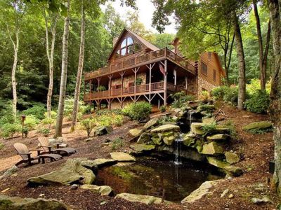 Seven Gables Log Home Floor Plan