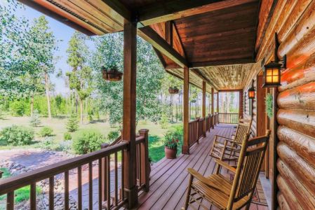 Modified Seven Gables Log Home Floor Plan
