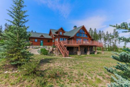 Modified Seven Gables Log Home Floor Plan